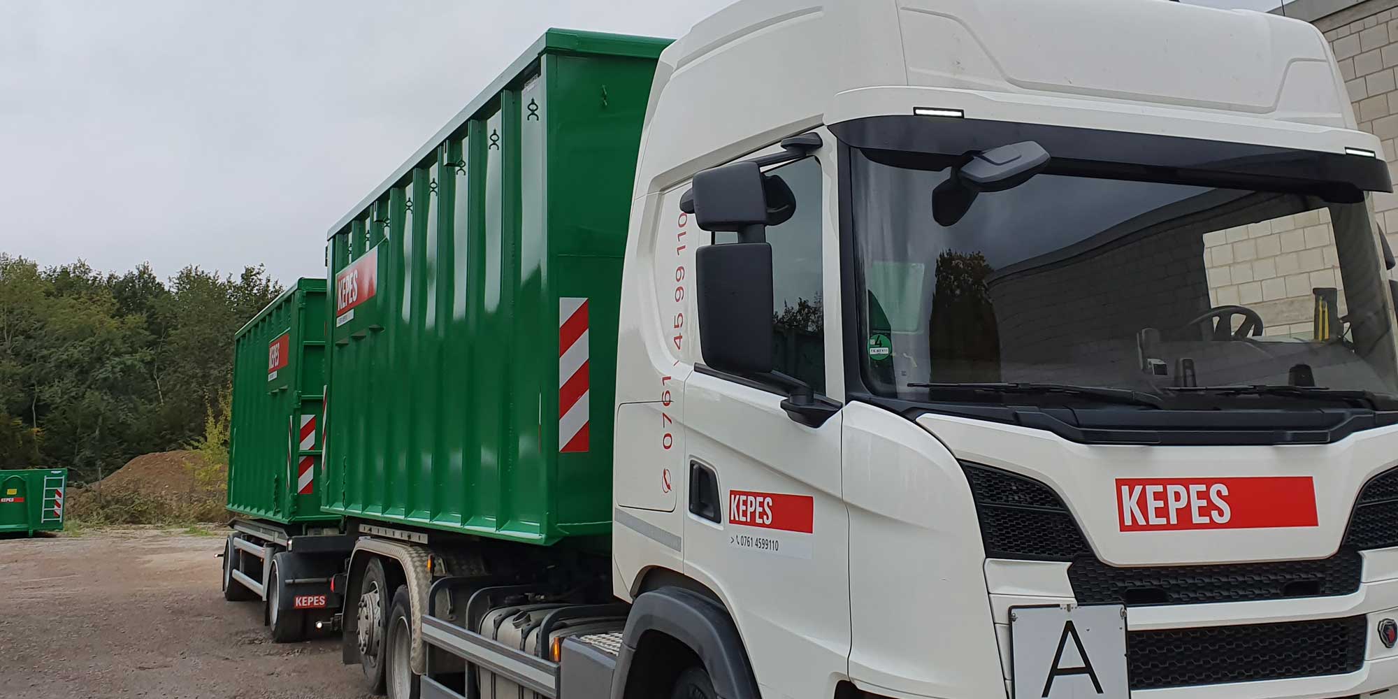 LKW mit Container - KEPES Container und Dienstleistungen GmbH